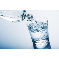水
